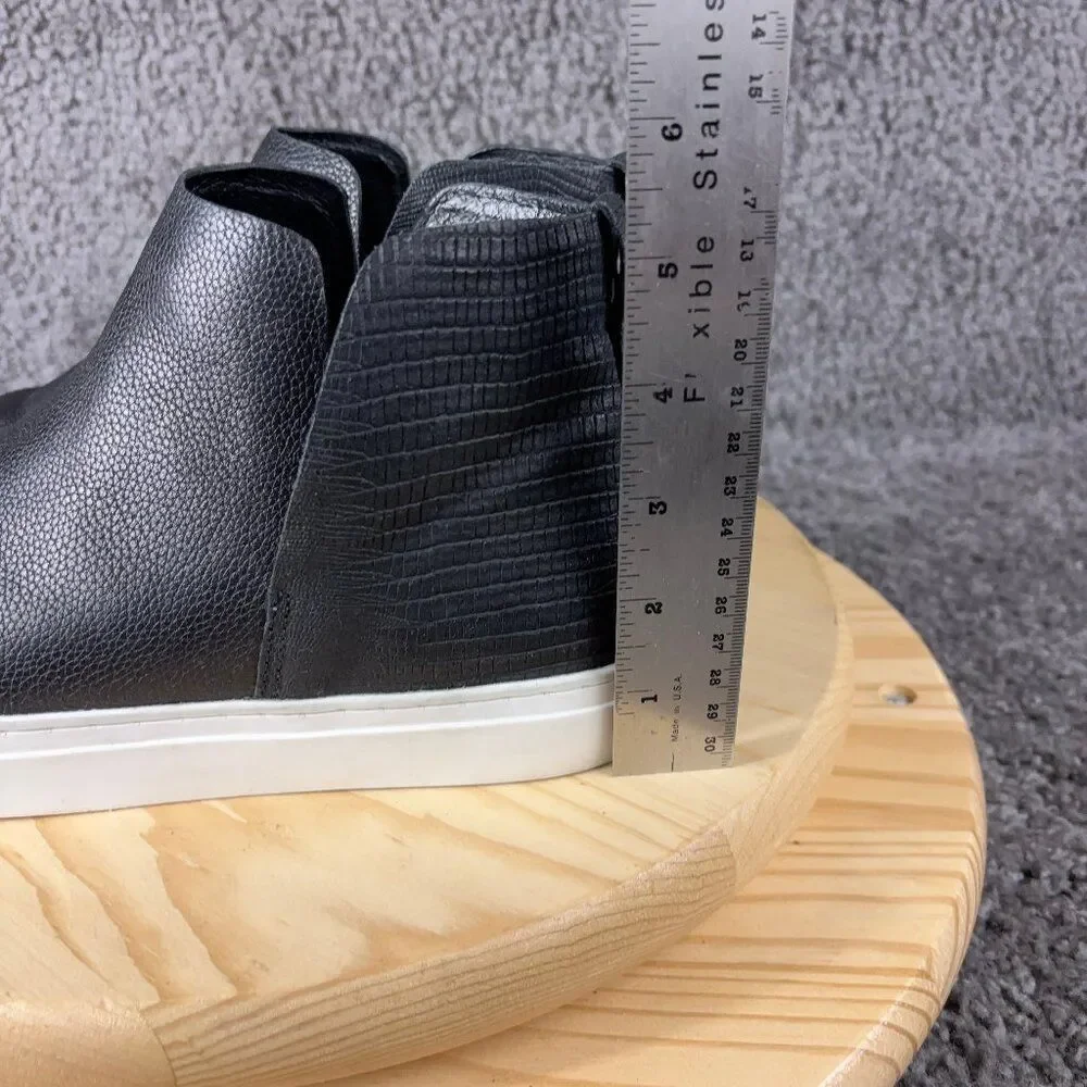 Birdies The Falcon Chelsea Boots Women Size 9 Black Leather Slip On Ankle Bootie